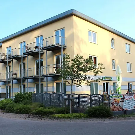 Mit Blick Ins Grune *